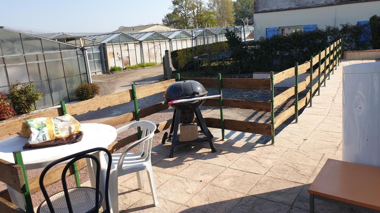 Gite De Charme Proche Loire A Velo Avec Jacuzzi Privatif Savonnières Dış mekan fotoğraf